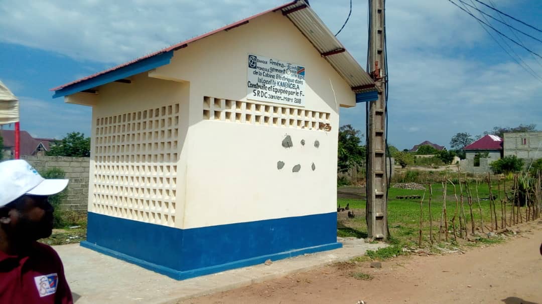 Kalemie : le FSRDC éclaire plus de 450 ménages du quartier Joseph Kabila